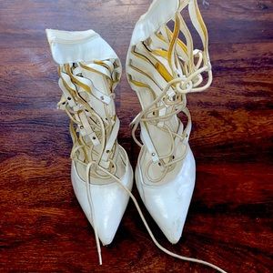 White closed toed tie up